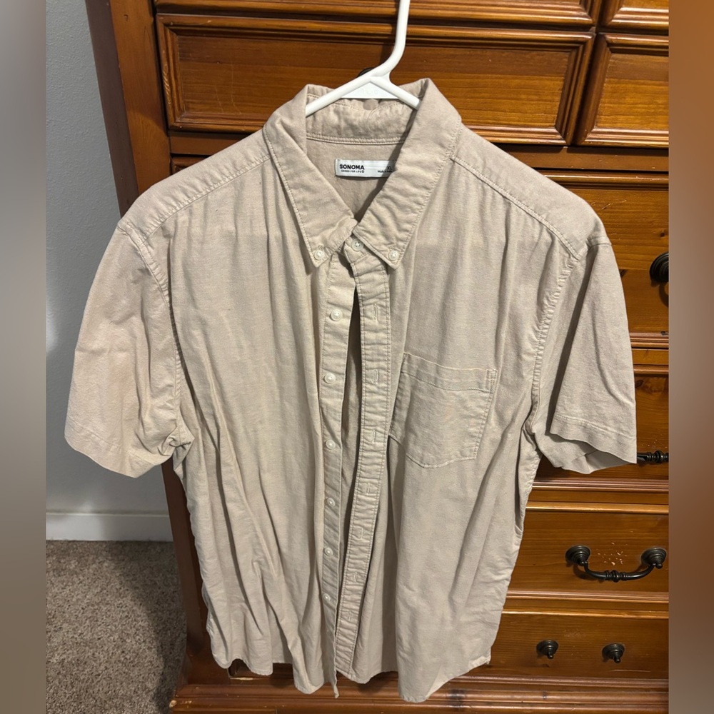 Sonoma Men's Beige Short Sleeve Button Down Shirt